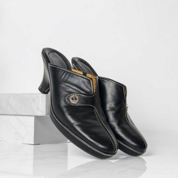COLE HAAN LIKE NEW Black Soft Leather Heeled Mules Size 8.5 B - Picture 1 of 13